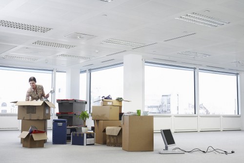 Local flat removals service for residential and commercial customers in Elephant and Castle